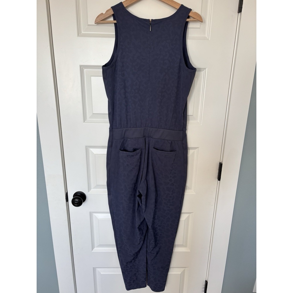Athleta Brooklyn Jumpsuit Sleeveless V-Neck Womens‎ Sz 6 Purple quick dry - Picture 4 of 9